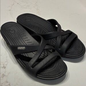 Black Patricia II Crocs